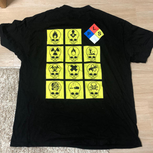 Supreme(シュプリーム)のpleasures tシャツ メンズのトップス(Tシャツ/カットソー(半袖/袖なし))の商品写真