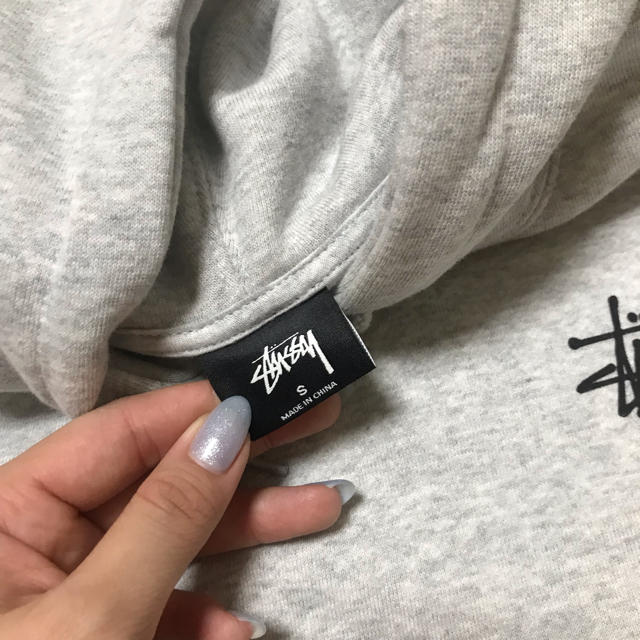 STUSSY(ステューシー)の【STUSSY】パーカー レディースのトップス(パーカー)の商品写真