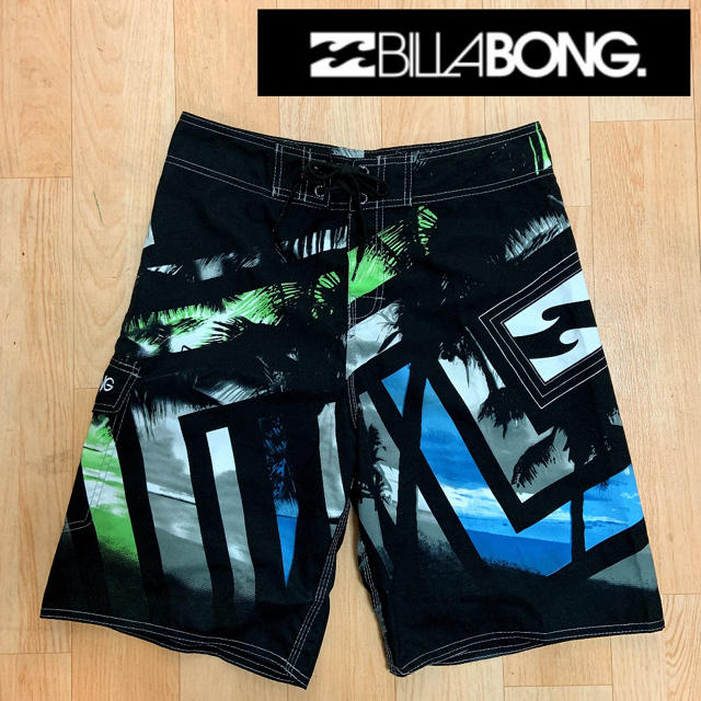 billabong(ビラボン)の美品 ビラボン 海パン 水着 サーフパンツ サイズ32 クイックシルバー メンズの水着/浴衣(水着)の商品写真