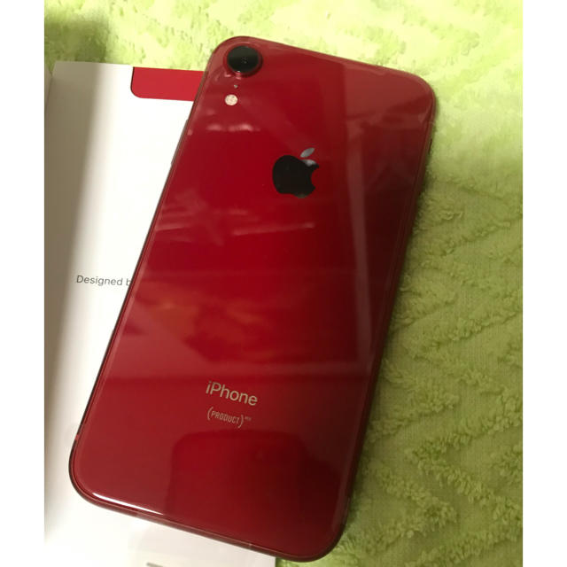 SIMロック解除済み 新品未使用 au iPhone XR RED 128GBのサムネイル