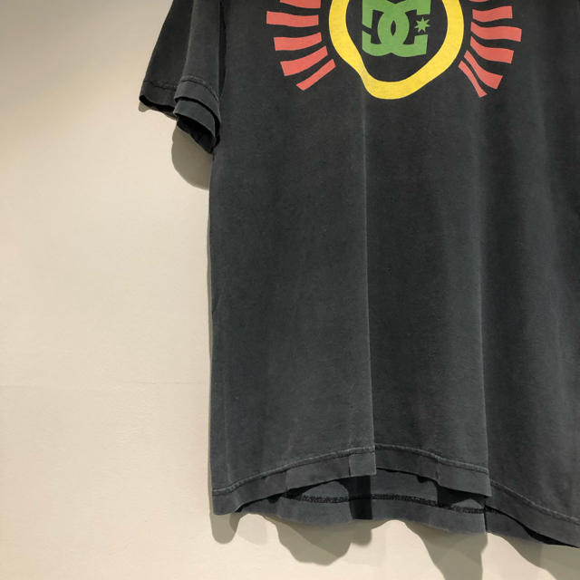 DC(ディーシー)のDC ブラックTシャツ✨ メンズのトップス(Tシャツ/カットソー(半袖/袖なし))の商品写真