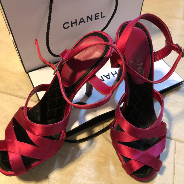 CHANEL(シャネル)のお値下げ❤️美品❤️CHANEL❤️ハイヒール❤️サンダル❤️ピンク レディースの靴/シューズ(サンダル)の商品写真