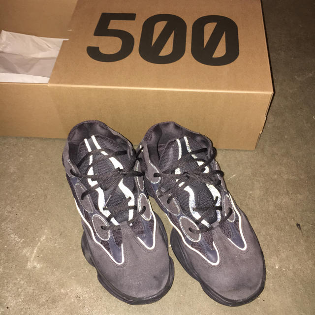 adidas YEEZY 500 UTILITY BLACK 27.5のサムネイル