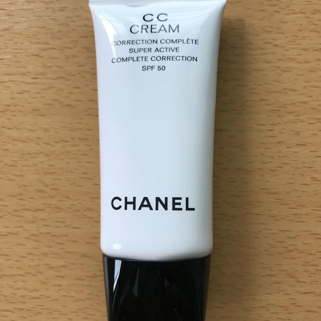 CHANEL(シャネル)のお値下げ！シャネル CCクリームN 21 ベージュ コスメ/美容のベースメイク/化粧品(BBクリーム)の商品写真