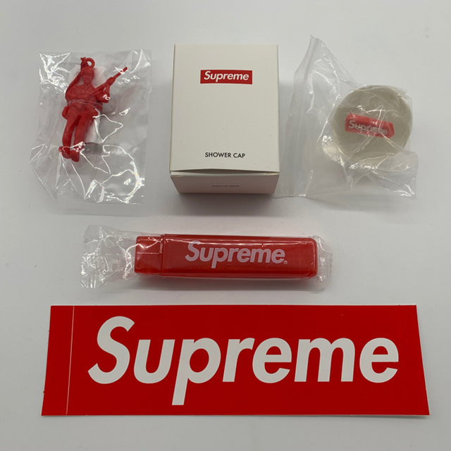 Supreme(シュプリーム)のSupreme シュプリーム ノベルティー セット ボックスロゴ メンズのメンズ その他(その他)の商品写真