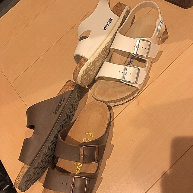 BIRKENSTOCK(ビルケンシュトック)のビルケンシュトック アリゾナ ミラノ セット レディースの靴/シューズ(サンダル)の商品写真