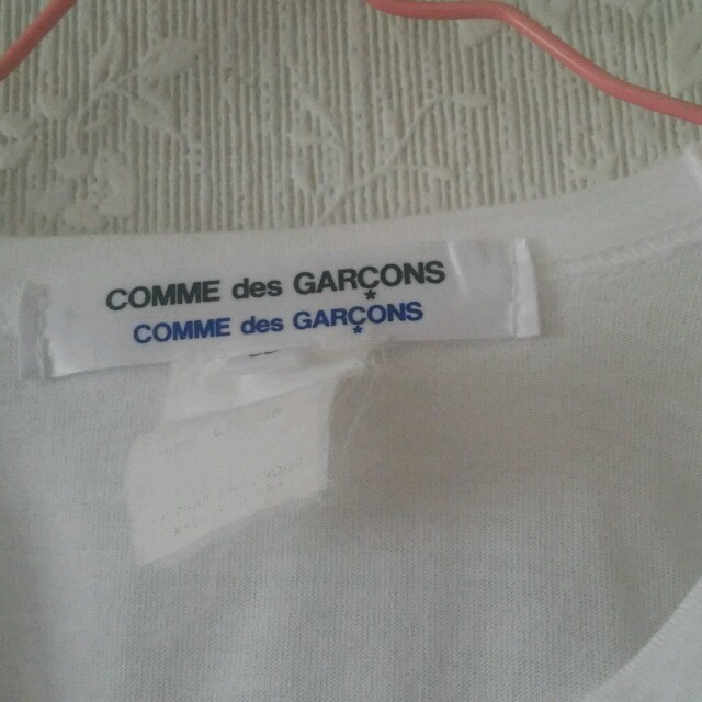 COMME des GARCONS(コムデギャルソン)のGARCONS Tシャツ レディースのトップス(Tシャツ(半袖/袖なし))の商品写真