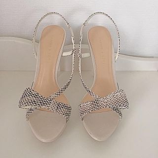 チャールズアンドキース(Charles and Keith)の美品 ❤︎サンダル 36(サンダル)