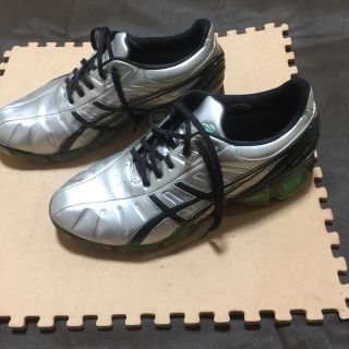 アシックス　ゴルフシューズ　新品　25.5センチ