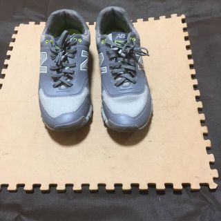 ニューバランス(New Balance)のニューバランスゴルフシューズグレー(スパイクレス)28.5cm、他にアシックス(シューズ)