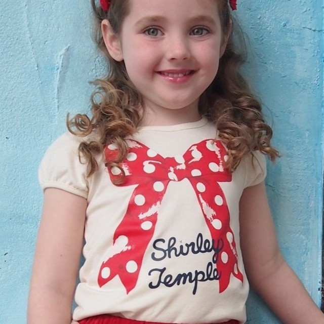 Shirley Temple(シャーリーテンプル)の45th　ドットリボン🎀Tee　110 キッズ/ベビー/マタニティのキッズ服女の子用(90cm~)(Tシャツ/カットソー)の商品写真