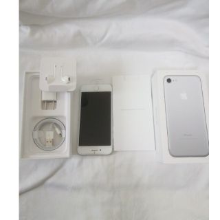 アイフォーン(iPhone)のiPhone 6  32GB   au(スマートフォン本体)