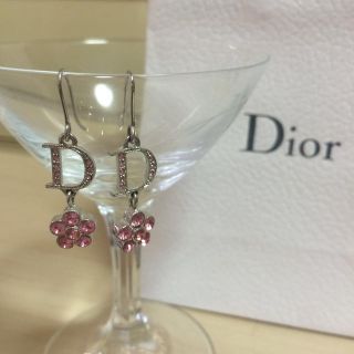 クリスチャンディオール(Christian Dior)の値下げ！ディオールDior ピアス お花(ピアス)