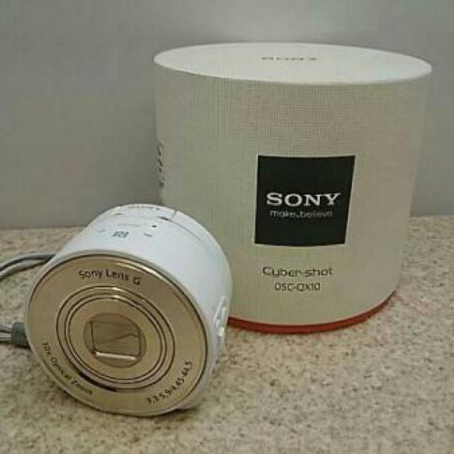 SONY(ソニー)のSONY Cyber-Shot QX DSC-QX10(W) スマホ/家電/カメラのカメラ(コンパクトデジタルカメラ)の商品写真