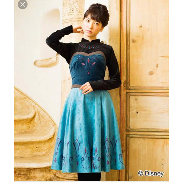 シークレットハニーアナと雪の女王エルサ戴冠式セット ディズニー仮装