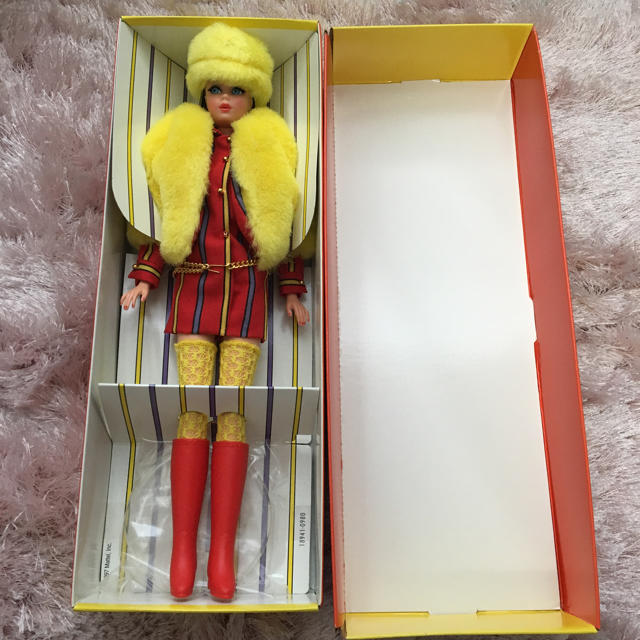 Barbie(バービー)のバービー 復刻版 キッズ/ベビー/マタニティのおもちゃ(ぬいぐるみ/人形)の商品写真