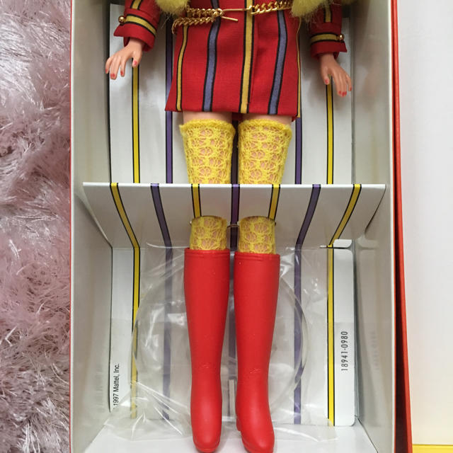 Barbie(バービー)のバービー 復刻版 キッズ/ベビー/マタニティのおもちゃ(ぬいぐるみ/人形)の商品写真
