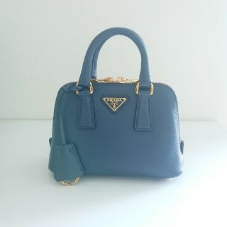 PRADA ショルダーバック　美品　青　ブルー　完売商品