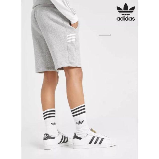 adidas(アディダス)の130cm adidas Originals アディダス kids ハーフパンツ キッズ/ベビー/マタニティのキッズ服男の子用(90cm~)(パンツ/スパッツ)の商品写真