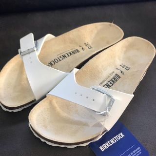 ビルケンシュトック(BIRKENSTOCK)の新品タグ付 ビルケンシュトック  ホワイト 白 37(サンダル)