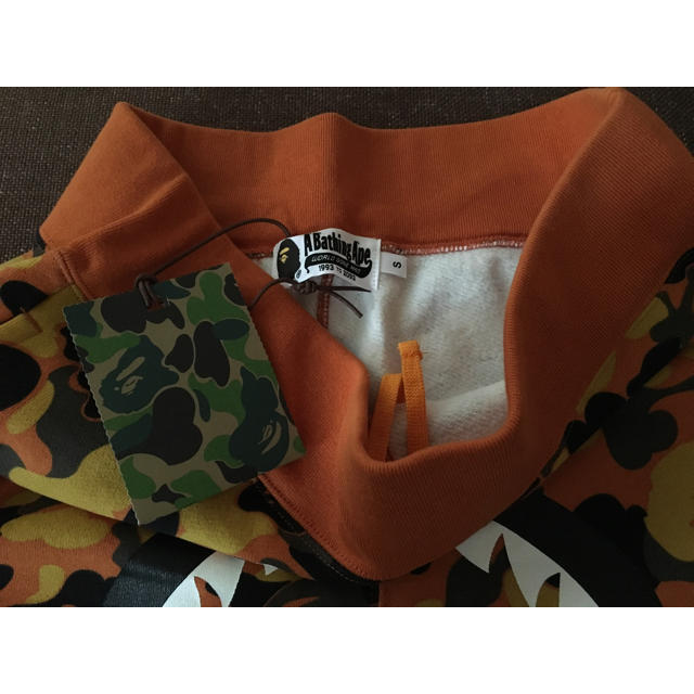 BAPE x XO CAMO SHARK SHORTS 1