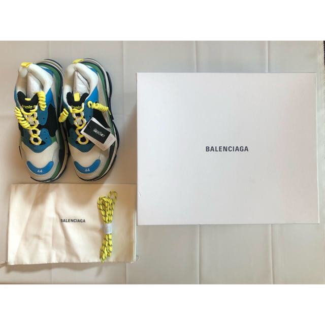 【BALENCIAGA】 バレンシアガ トリプルS スニーカー 新品