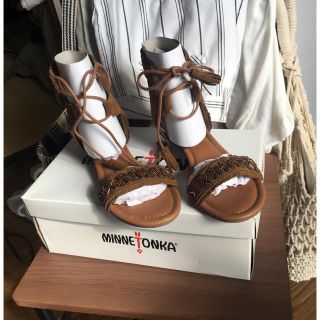 ミネトンカ(Minnetonka)のMinnetonka人気サンダル(サンダル)