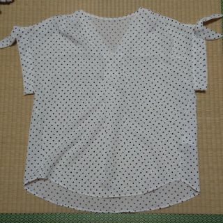 ロペピクニック(Rope' Picnic)の[まゆ3750様専用]ROPÉ PICNIC

ドット柄カットソー(2.3回着用(カットソー(半袖/袖なし))