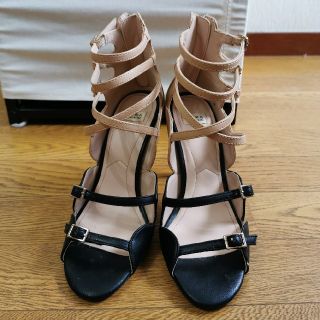 ザラ(ZARA)のZARA バイカラー サンダル 37(サンダル)