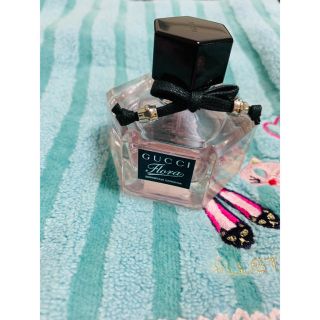 グッチ(GUCCI)のGucci flora gorgeous gardenia ほぼ新品(香水(女性用))