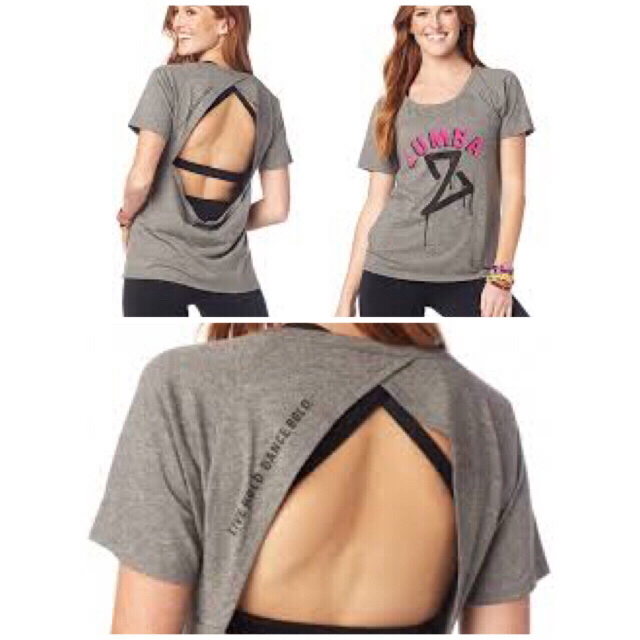 Zumba(ズンバ)の【最終値下げ！美品】Dripping In Zumba Open Back T レディースのトップス(Tシャツ(半袖/袖なし))の商品写真