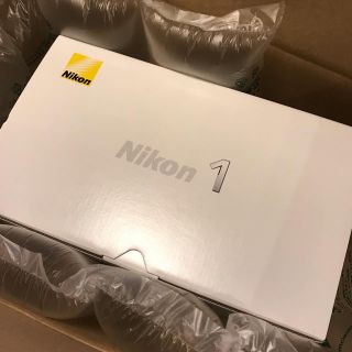 ニコン(Nikon)のm様専用 Nikon ミラーレス一眼 Nikon1 J5 ダブルレンズキット(ミラーレス一眼)