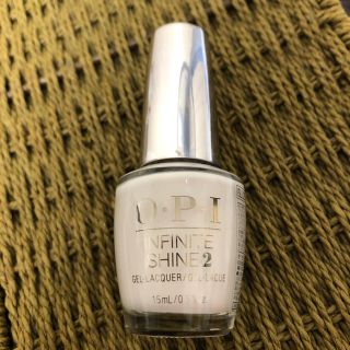 オーピーアイ(OPI)のOPI ネイル 新品未使用 ♡ 夏に使えるホワイト色 ♡(マニキュア)