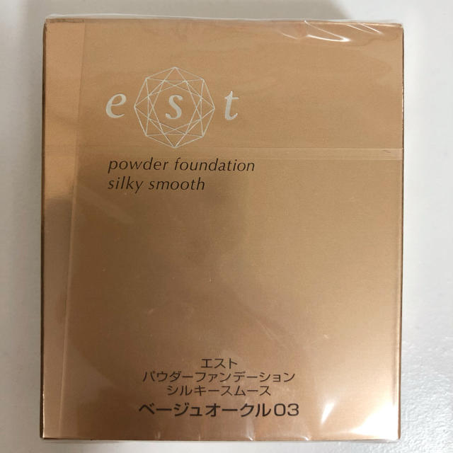 est(エスト)の新品♡est  パウダーファンデーション シルキースムース ベージュオークル03 コスメ/美容のベースメイク/化粧品(ファンデーション)の商品写真