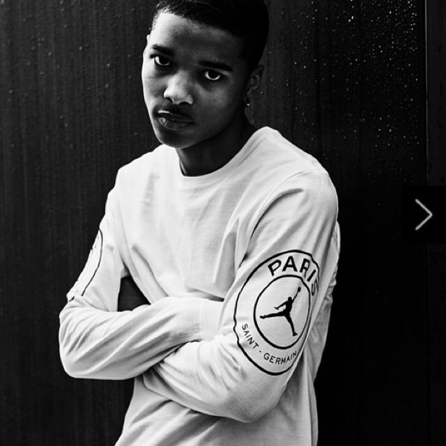 NIKE(ナイキ)のパリサンジェルマン  ジョーダン ロングTシャツ メンズのトップス(Tシャツ/カットソー(七分/長袖))の商品写真