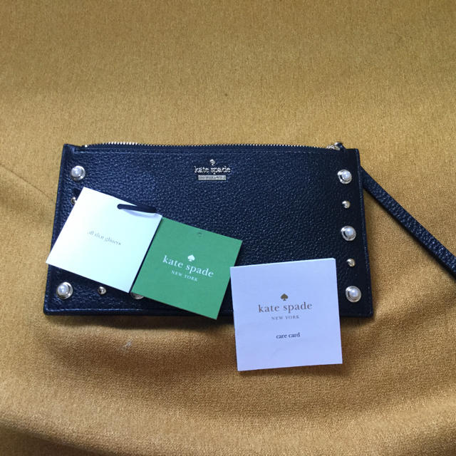 kate spade new york(ケイトスペードニューヨーク)のケイトスペード Kate Spade PWRU5124 パールスタッズセット♪ レディースのファッション小物(財布)の商品写真