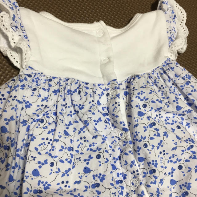 PETIT BATEAU(プチバトー)のプチバトー 花柄ワンピース キッズ/ベビー/マタニティのベビー服(~85cm)(ワンピース)の商品写真