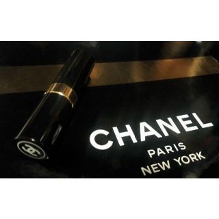 シャネル(CHANEL)の新品🎁CHANEL 限定品 携帯 収納ブレンディングブラシ 天然毛 シャネル(ブラシ・チップ)