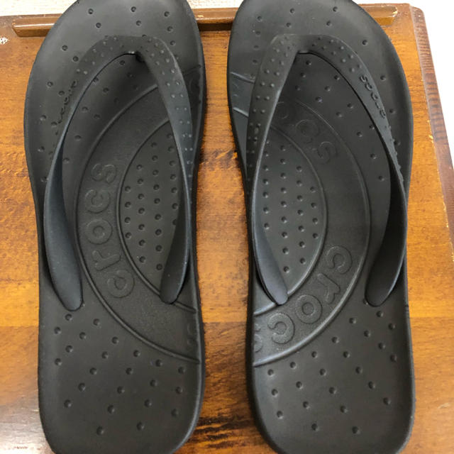 crocs(クロックス)のクロックス ビーチサンダル 22cm レディースの靴/シューズ(サンダル)の商品写真