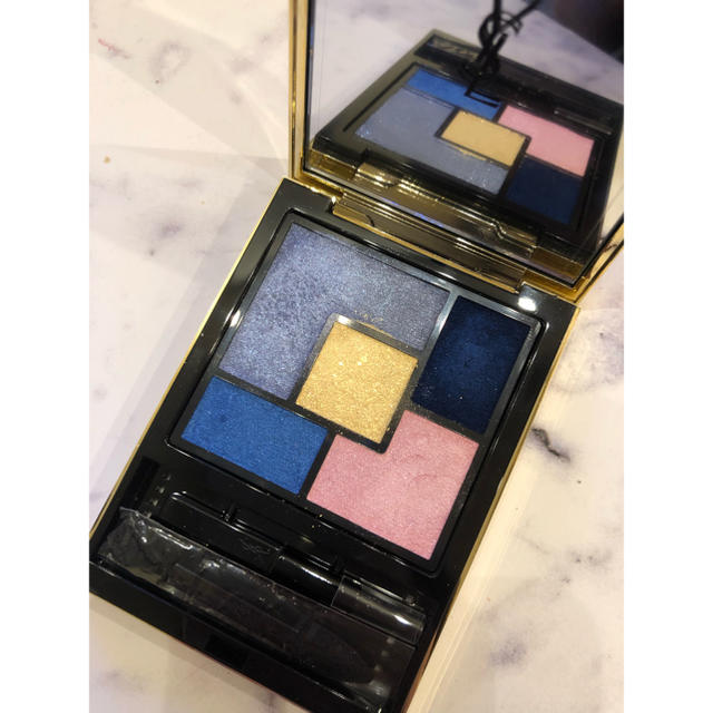 Yves Saint Laurent Beaute(イヴサンローランボーテ)のかなりお値下げ　イヴサンローラン ポップイリュージョン コスメ/美容のベースメイク/化粧品(アイシャドウ)の商品写真