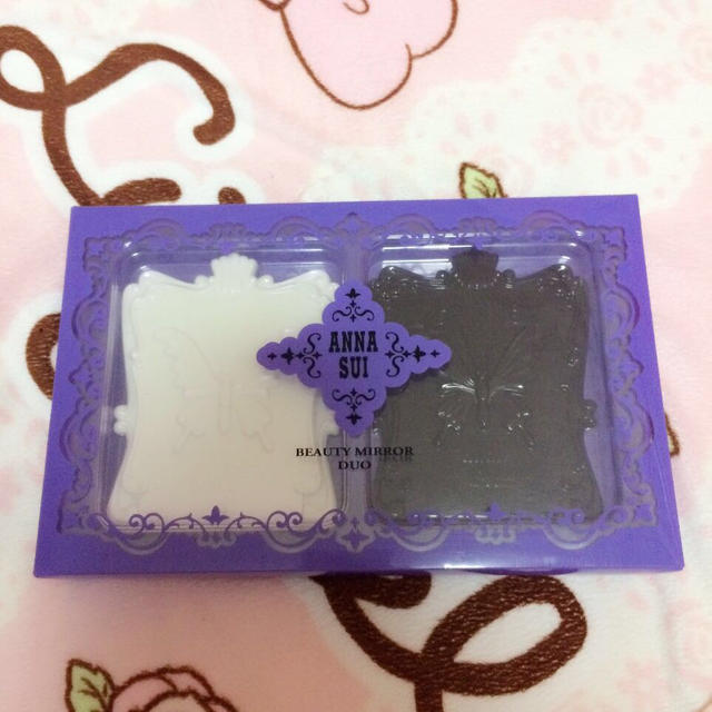 ANNA SUI(アナスイ)のアナスイ 限定白黒かがみ♡ インテリア/住まい/日用品のインテリア小物(卓上ミラー)の商品写真