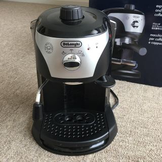 デロンギ(DeLonghi)のデロンギ エスプレッソ・カプチーノメーカーEC221B(エスプレッソマシン)