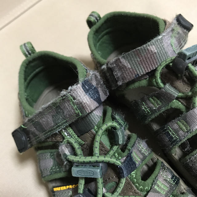 KEEN(キーン)の専用！ キッズ/ベビー/マタニティのキッズ靴/シューズ(15cm~)(サンダル)の商品写真