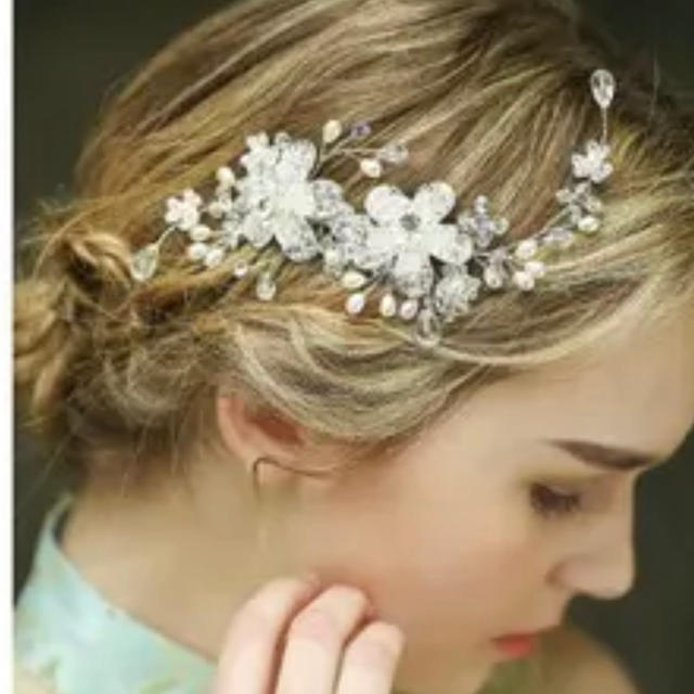 結婚式 ブライダル ウェディング ヘッドドレス  ヘアアクセサリー レディースのフォーマル/ドレス(ウェディングドレス)の商品写真