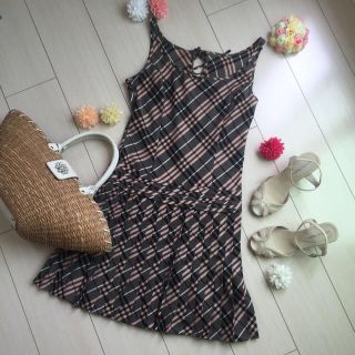 バーバリー(BURBERRY)の♡美品♡バーバリー♡チェックワンピース♡(ミニワンピース)