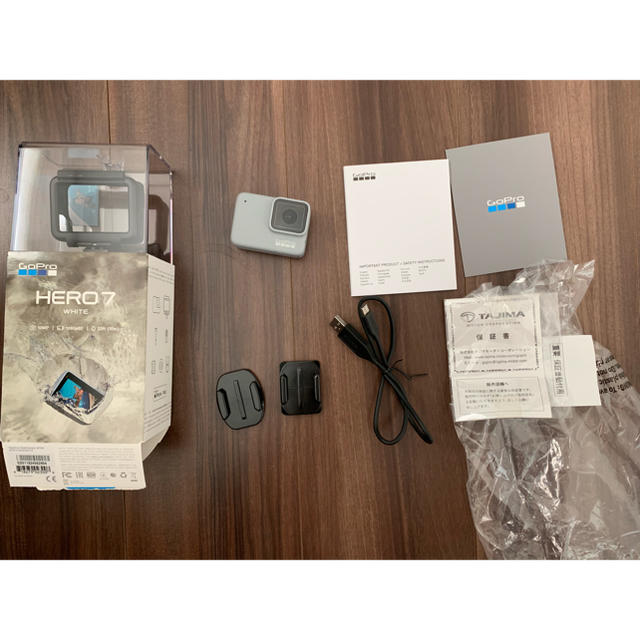 【美品】GoPro HERO7 white 保証有り、付属品コンブビデオカメラ