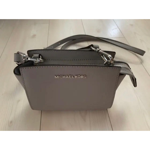 Michael Kors(マイケルコース)のお値段❕MICHAEL KORS ♥ ショルダーバッグ レディースのバッグ(ショルダーバッグ)の商品写真