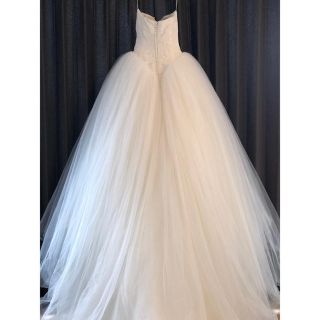 ヴェラウォン(Vera Wang)の【即送付可・パニエ付き】12709 vera wang(ウェディングドレス)