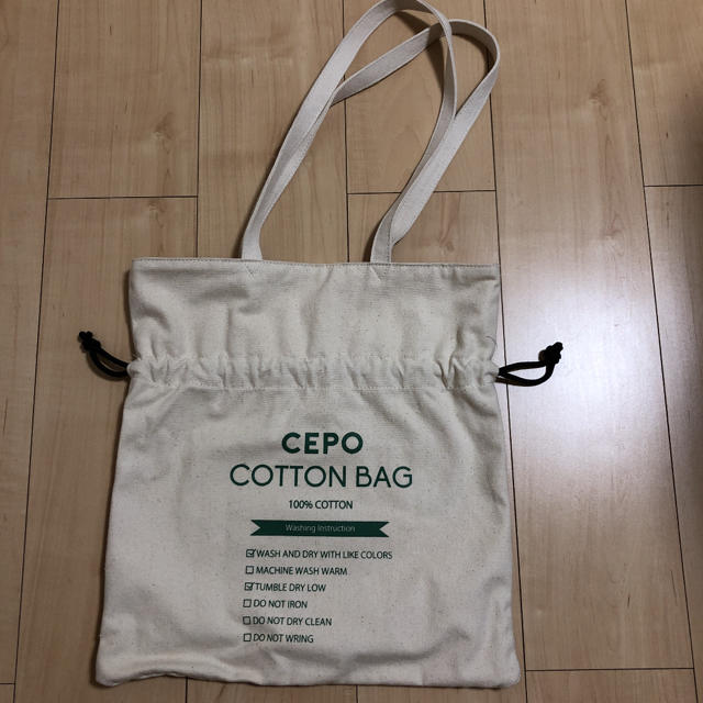 CEPO(セポ)の美品 cepo キンチャク キャンバストート 巾着 バッグ  セポ レディースのバッグ(トートバッグ)の商品写真