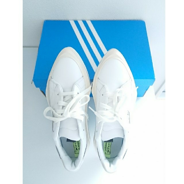 美品 アディダス ハイパースリーク HYPER SLEEK WHT 23 完売品